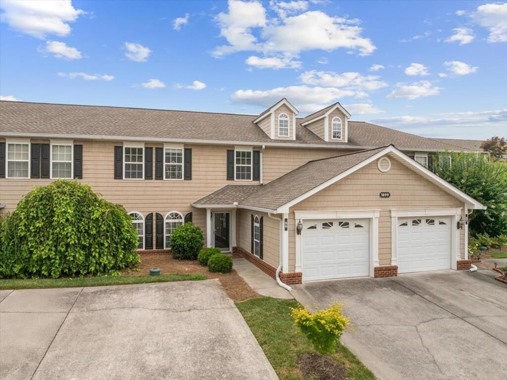 Property Photo: 1899 North Summit Drive GA 30721