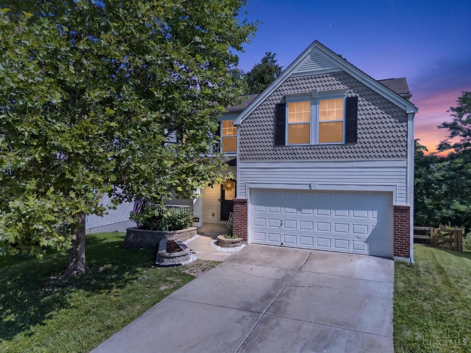 Property Photo:  204 Lights Pointe Court  OH 45157 