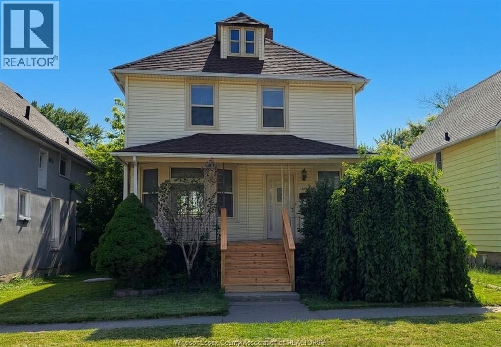 Property Photo: 363 McKay Ave ON N9B 1Z5