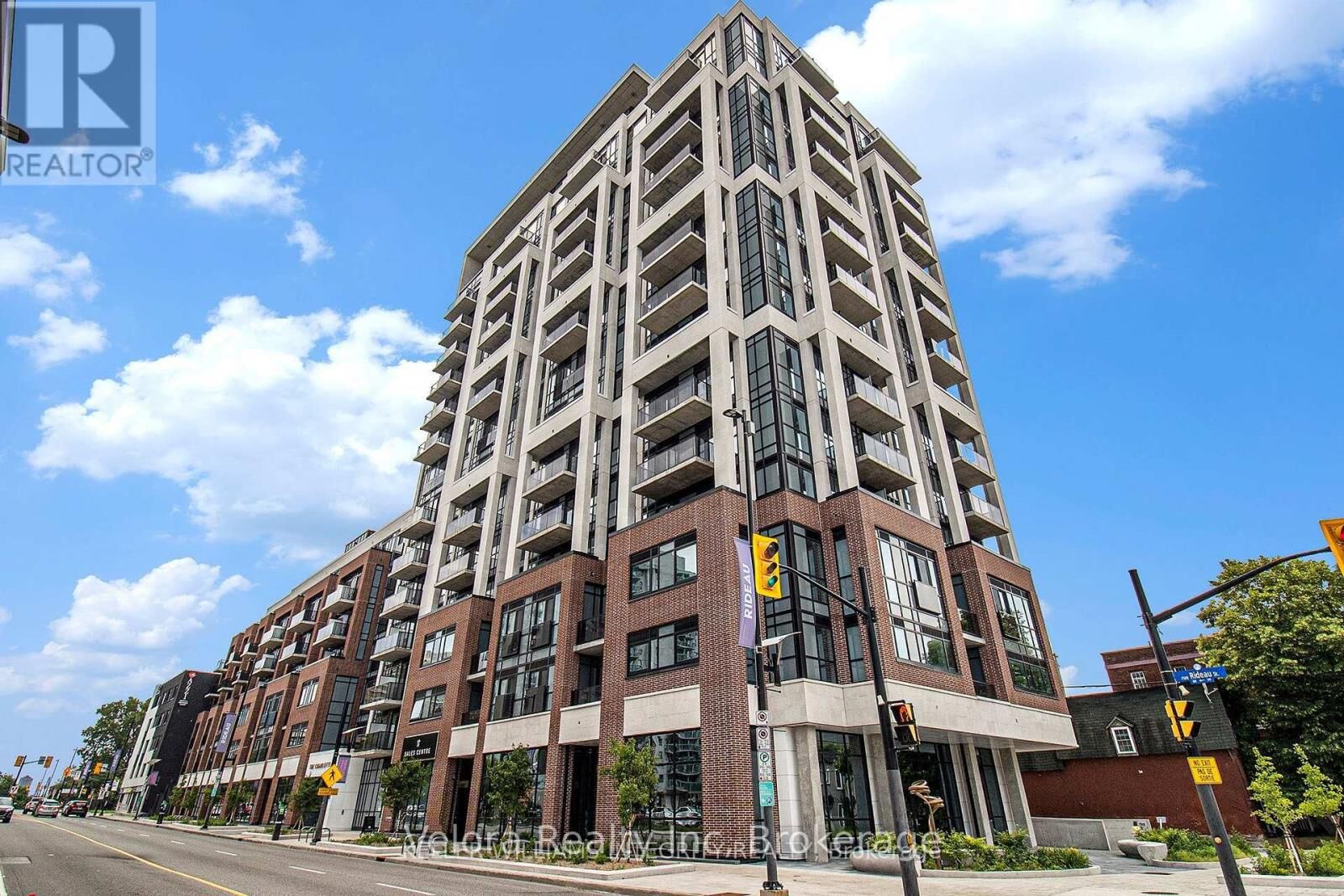 Property Photo: 560 Rideau Street 905 ON K1N 0G3