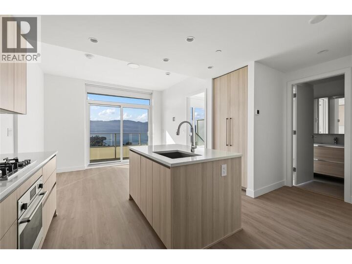 Property Photo: 1626 Water Street 2705 BC V1Y 1J9