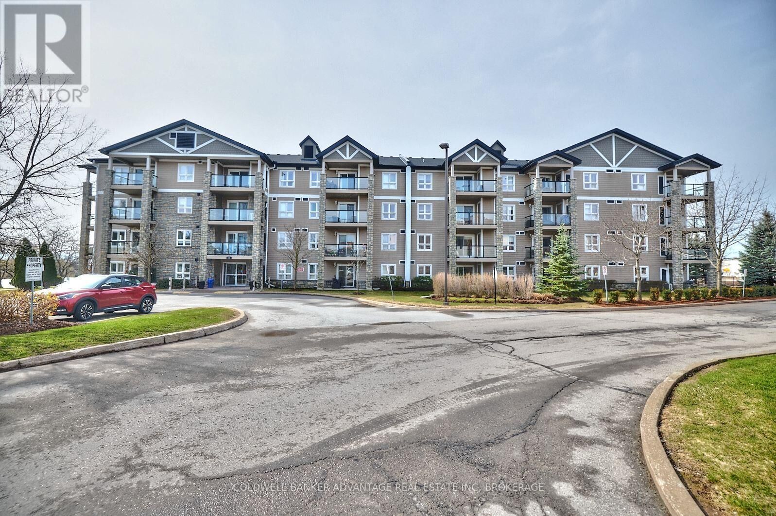 Photo de la propriété: 330 Prince Charles Drive South 1208 ON L3C 7B3