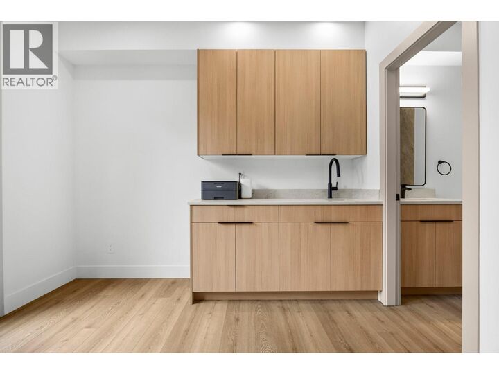 Property Photo:  1506 39A Avenue 3  BC V1Y 7N2 