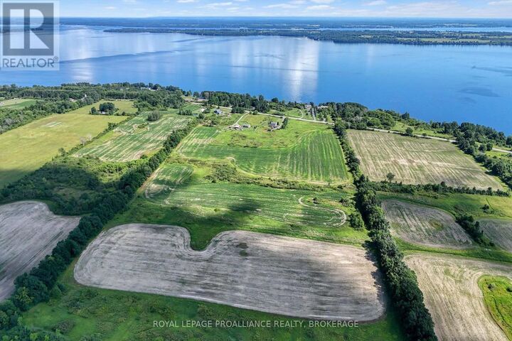 Howe Island Drive — photo 1