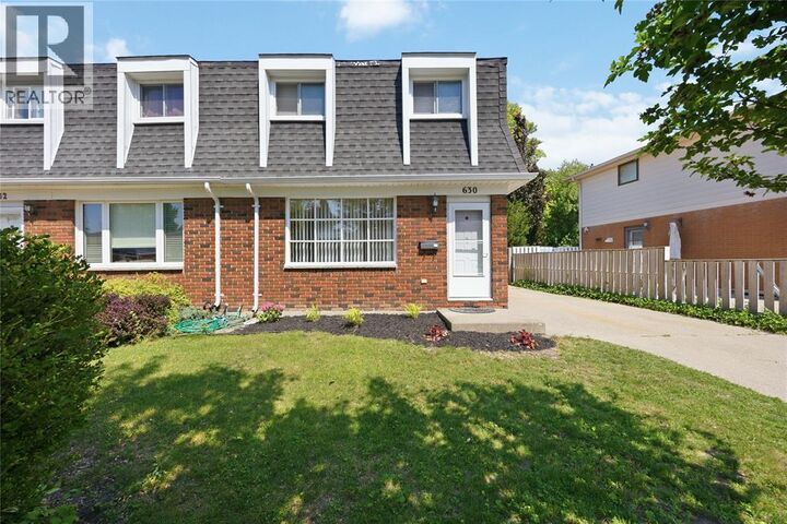 Property Photo:  630 Roger Street  ON N7S 4A4 