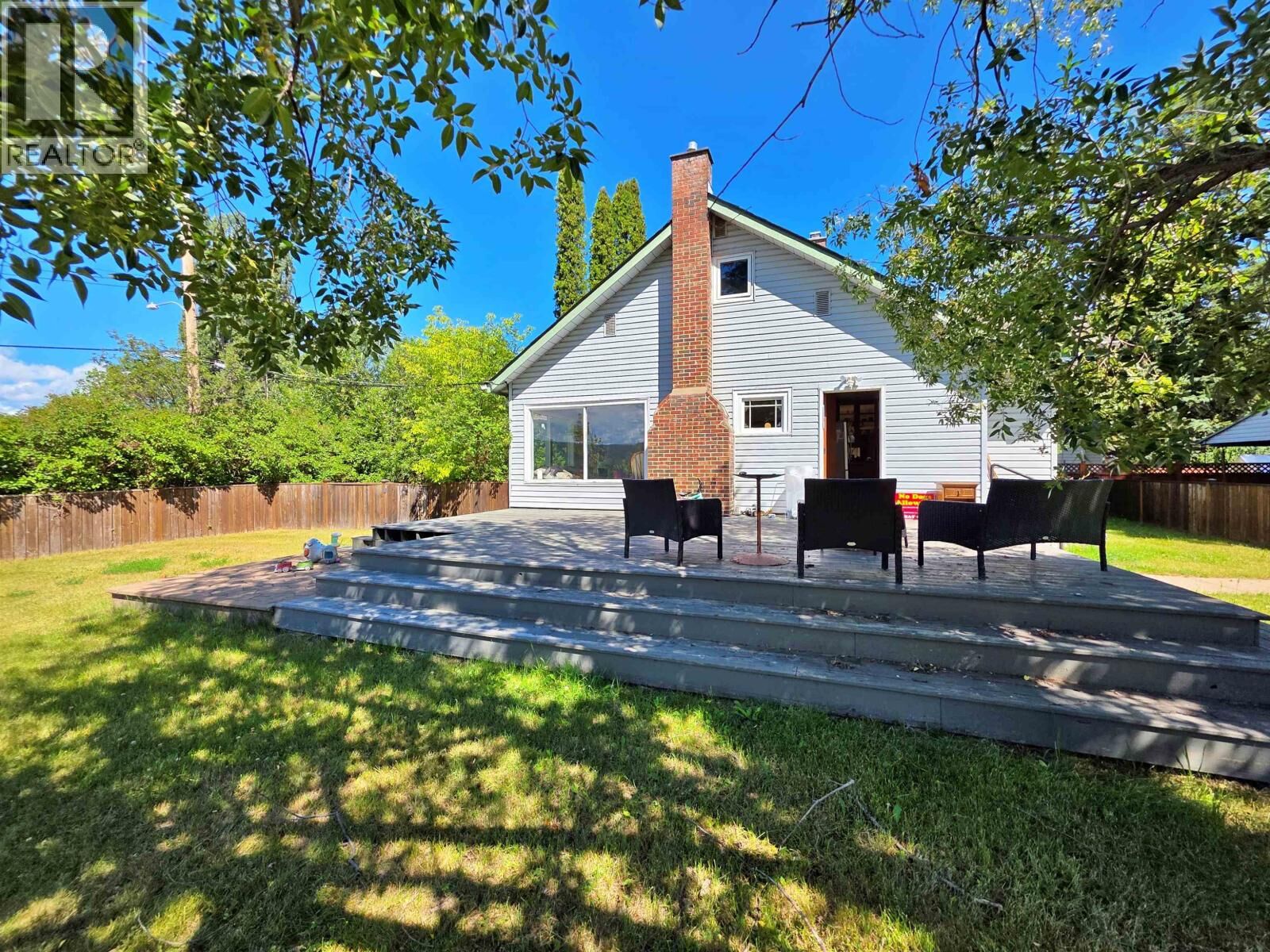 Property Photo:  736 Reid Street  BC V2J 2N4 