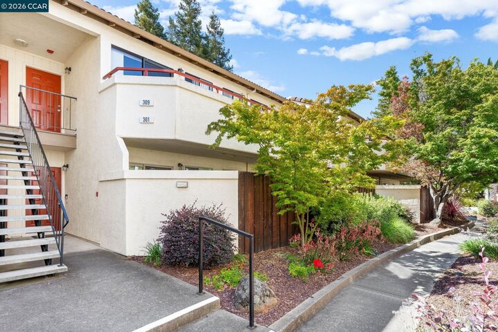 Property Photo: 5095 Valley Crest Dr 309 CA 94521