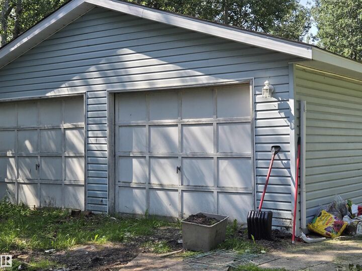 Property Photo: 22231 Twp Road 514A AB T8C 1H4