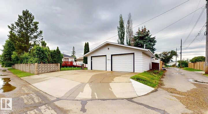 Property Photo: 13915 135A Avenue NW AB T5L 4A1