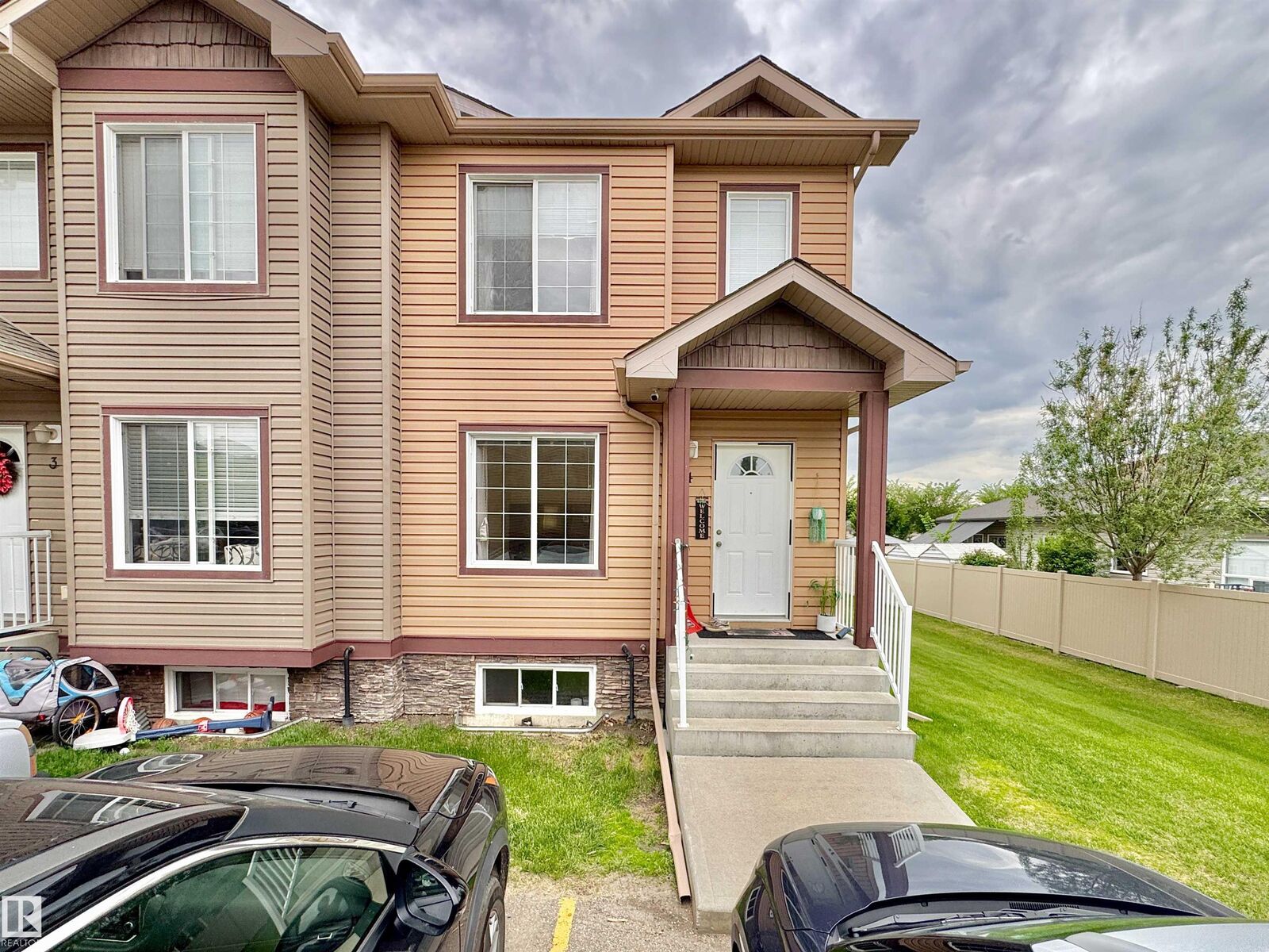 Property Photo: 320 Spruce Ridge Road 4 AB T7X 0H5