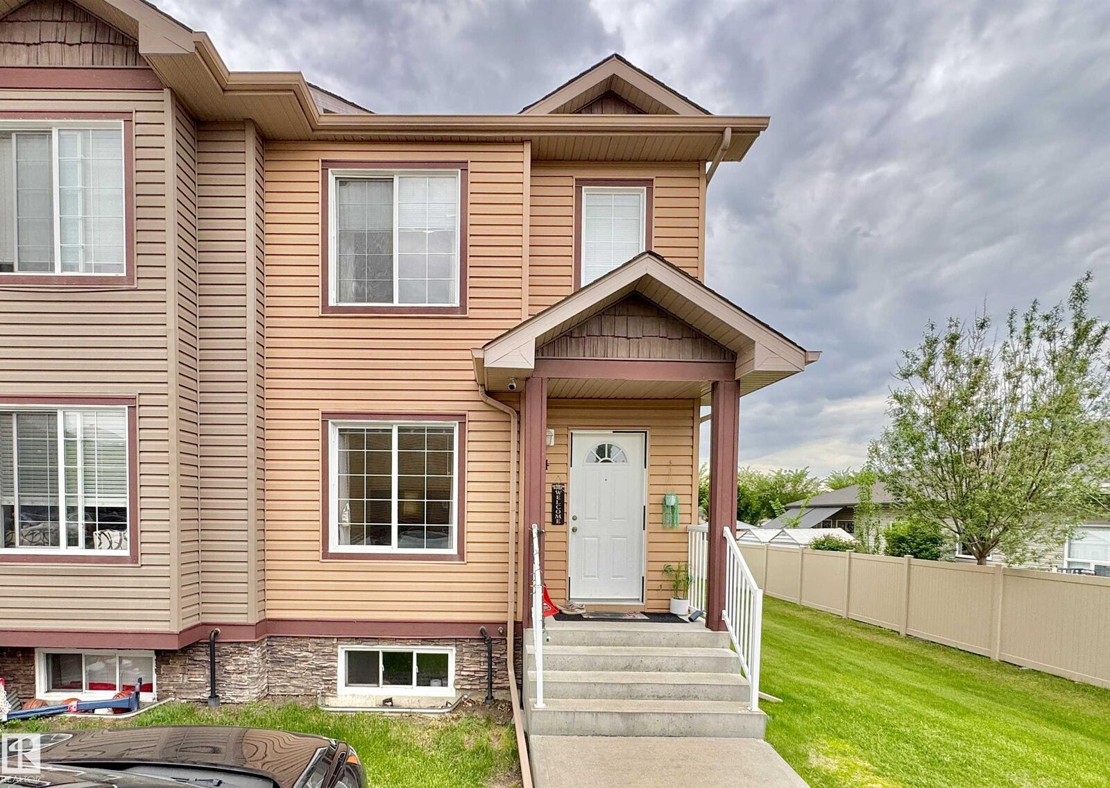 Property Photo: 320 Spruce Ridge Road 4 AB T7X 0H5