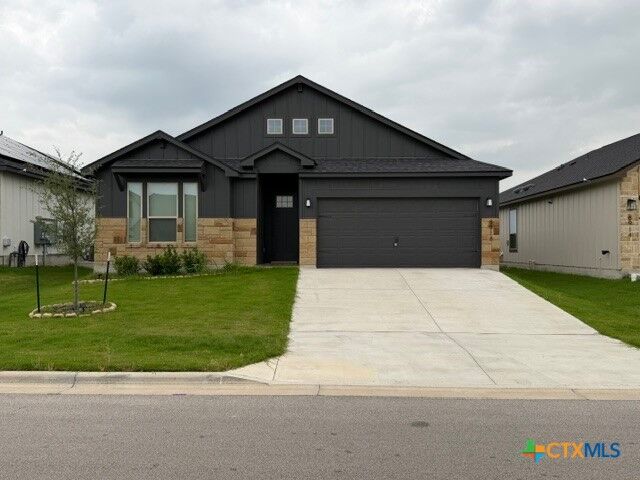 Property Photo: 8918 Trungle Road TX 76502
