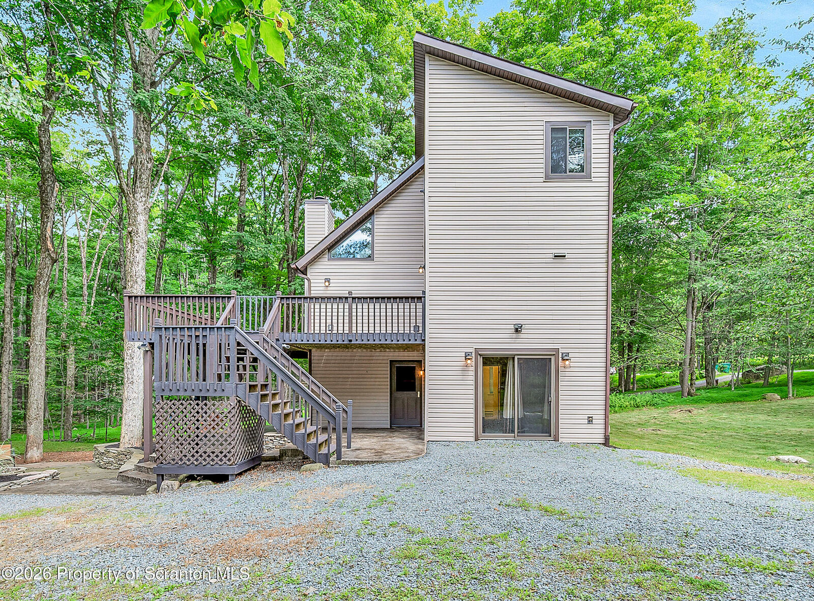 Property Photo:  143 Buck Hill  PA 18426 