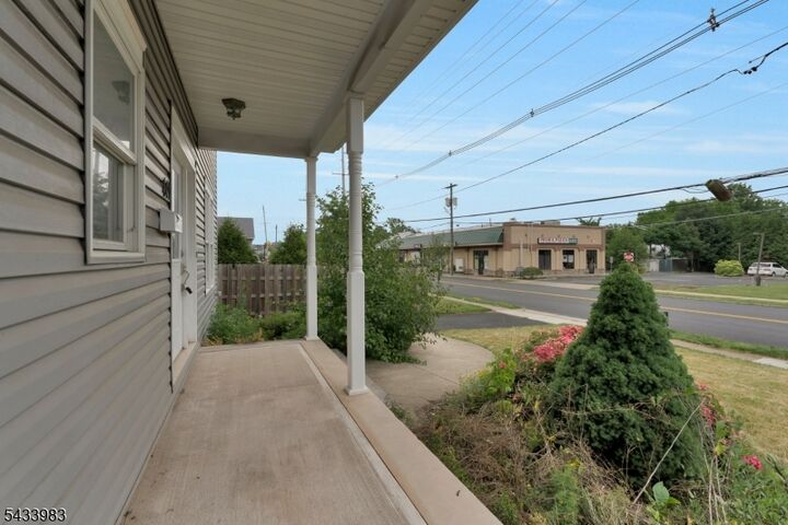 Property Photo:  441 William St  NJ 08876 