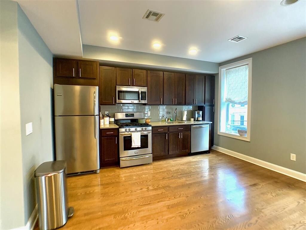 Property Photo: 1000 Willow Ave 1 NJ 07030