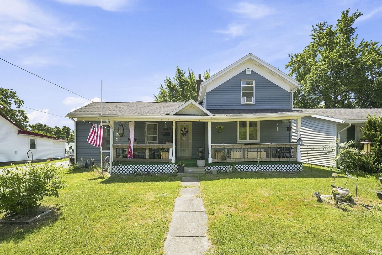 Property Photo: 642 E Dowling Street IN 46755