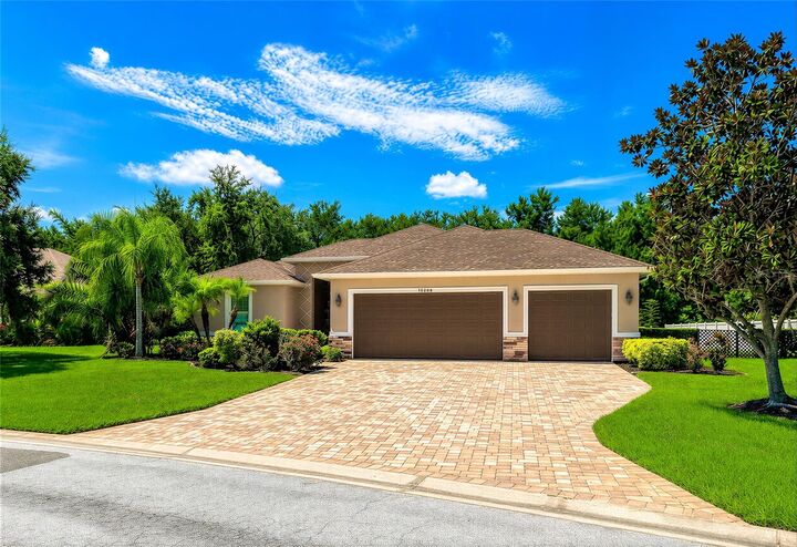Property Photo:  15208 21st Avenue E  FL 34212 