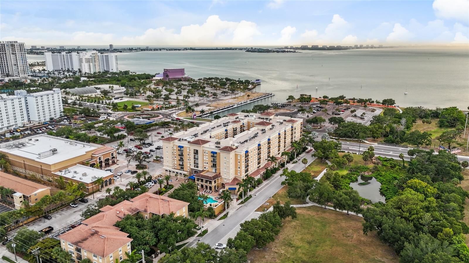 Property Photo: 1064 N Tamiami Trail 1525 FL 34236