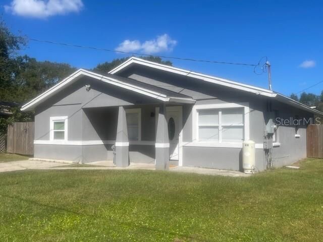 Property Photo:  7712 Deleuil Avenue  FL 33610 