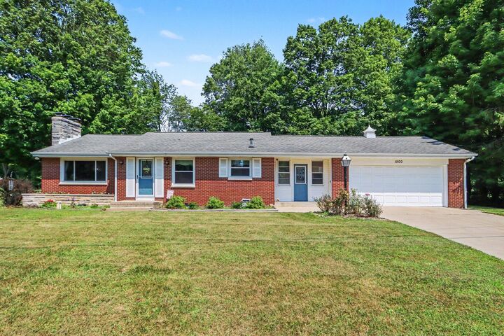 Property Photo: 1500 Woodlure Drive MI 49009