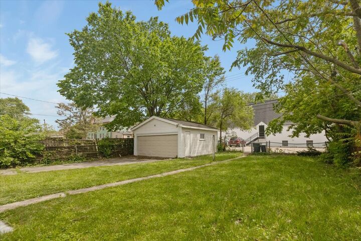 Property Photo:  1912 Emerson Street  IL 60201 