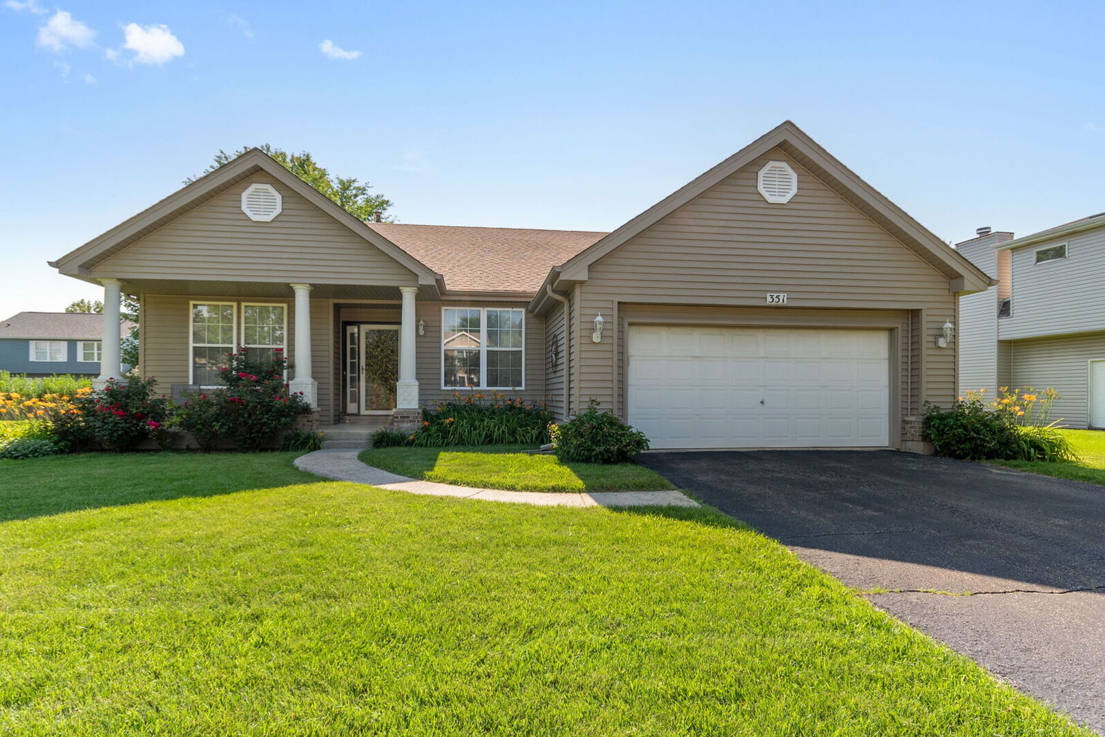 Property Photo:  351 Pheasant Chase Drive  IL 60490 