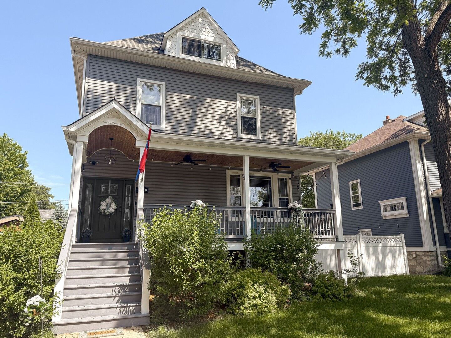 Property Photo: 3239 Wesley Avenue IL 60402