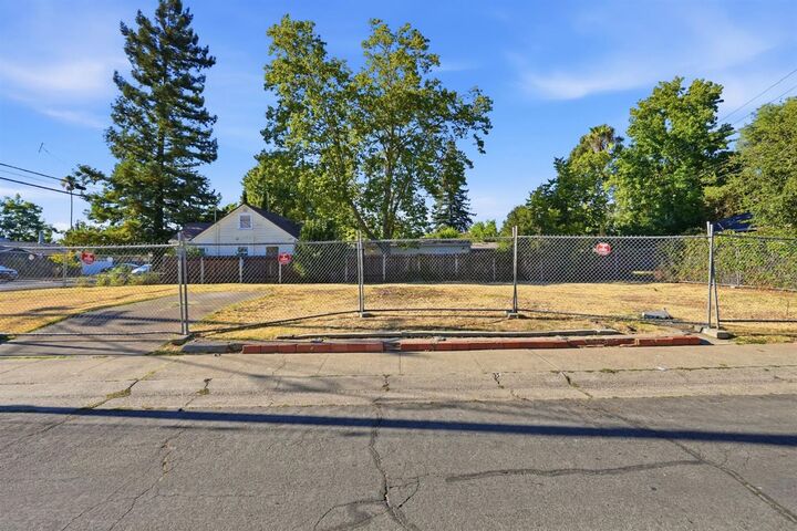 Property Photo: 3959 58th Street CA 95820