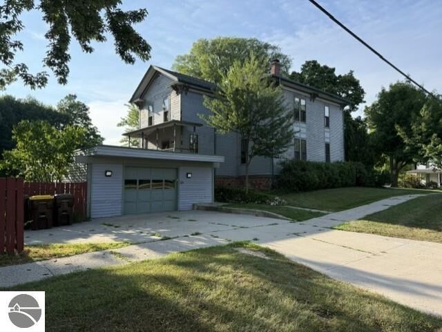 Property Photo: 424 Center Street MI 48801