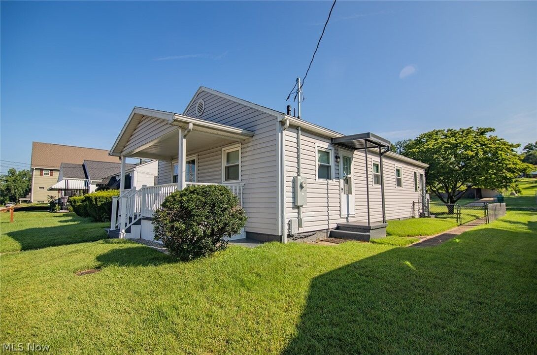 Property Photo: 1113 38th Street WV 26104