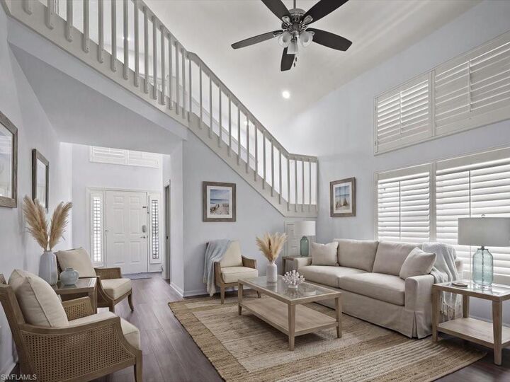 Property Photo: 3570 Kent Dr FL 34112