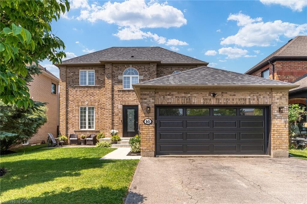 Property Photo: 90 Davidson Boulevard ON L9H 7M3