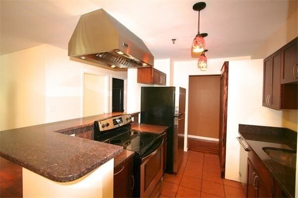 Property Photo:  350 North 202  MA 02109 