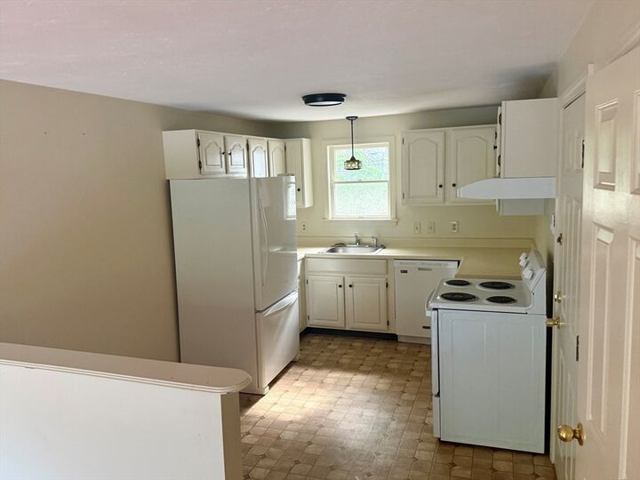 Property Photo:  3 Stockholm St. 3B  MA 01607 