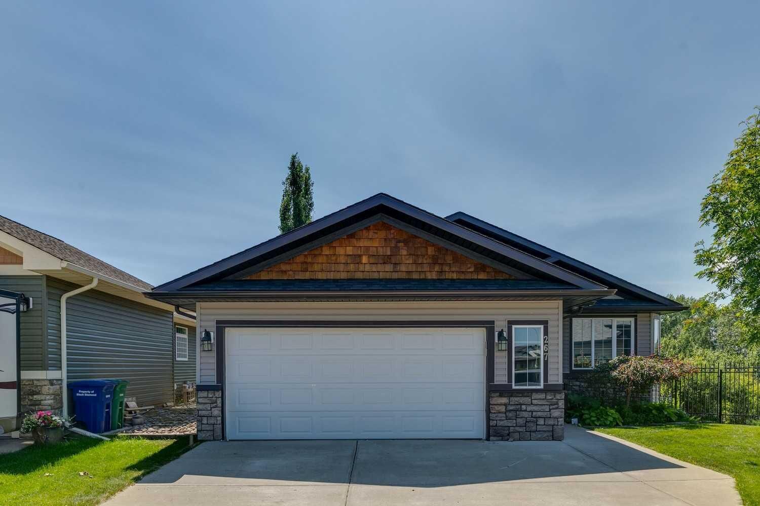 Property Photo: 267 Willow Ridge Manor SW AB T0L 0H0