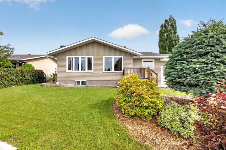 Property Photo: 5418 43 Street AB T4H 1B5