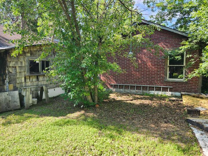 Property Photo: 244 2 Avenue AB T0J 1B0