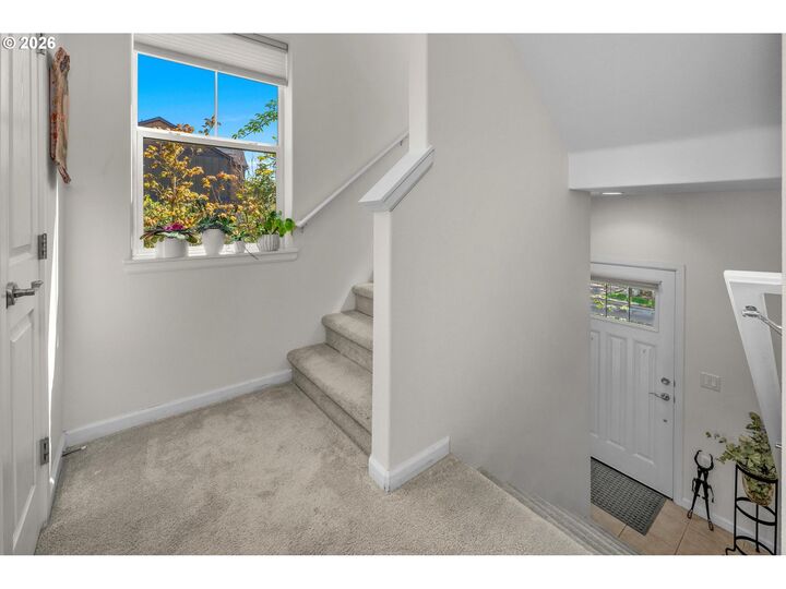Property Photo:  10860 SW Briarwood Pl  OR 97223 