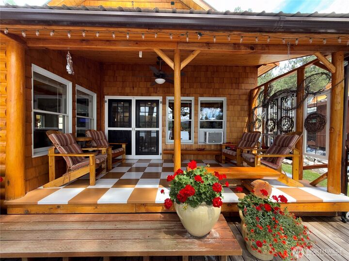 Property Photo:  10  Wayland Cove Road  WA 99166 