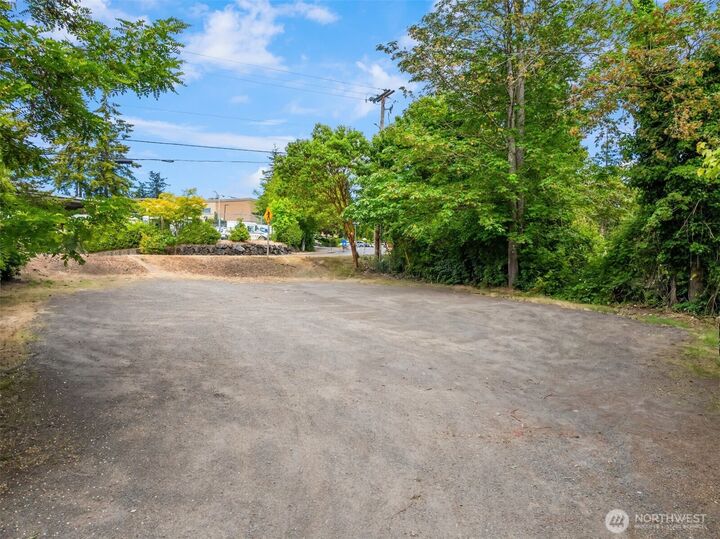 Property Photo:  240  Shannon Drive SE  WA 98110 