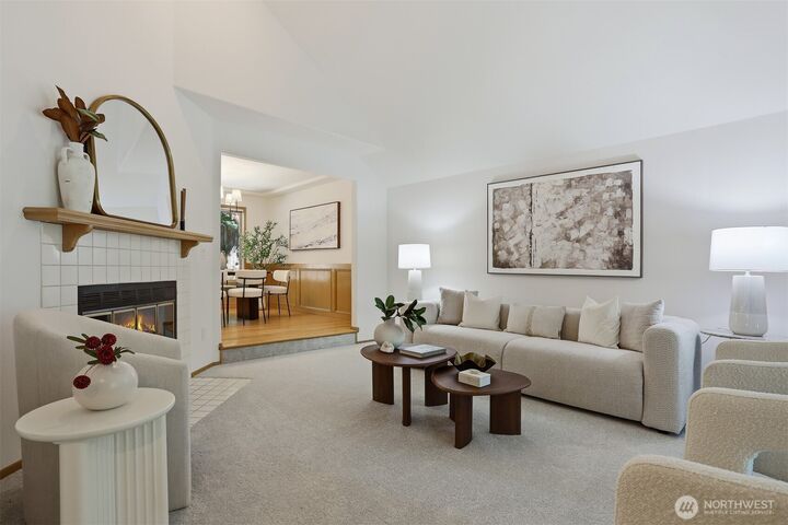 Property Photo: 11540 Palatine Avenue N WA 98133