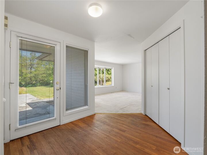 Property Photo: 3104 E Fir Street WA 98273
