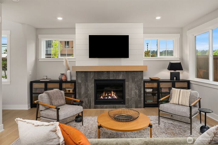 Property Photo: 14834 NE 143rd Place 12 WA 98072