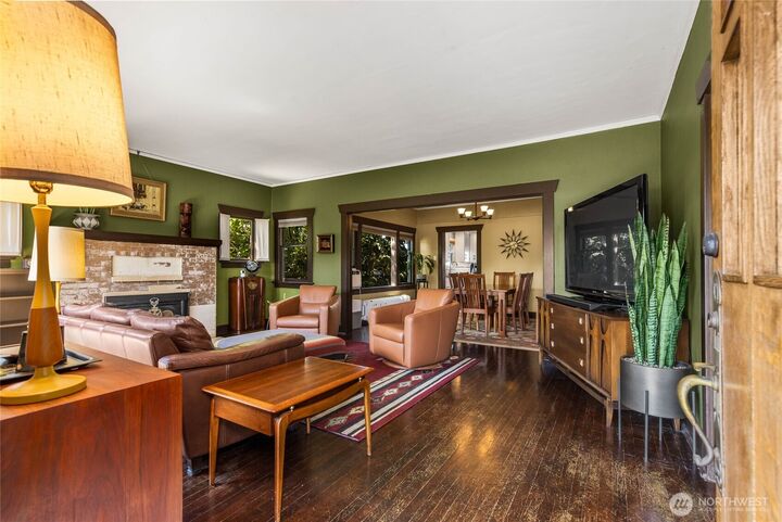 Property Photo:  1532  Baker Avenue  WA 98201 