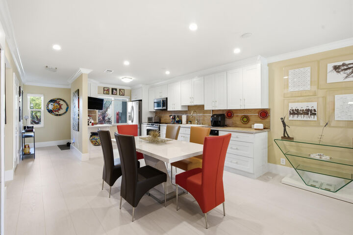 Property Photo: 9232 Cypress Lane 2G FL 33433