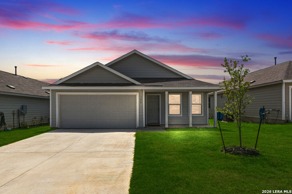 Property Photo:  120 Vista Vw  TX 78114 
