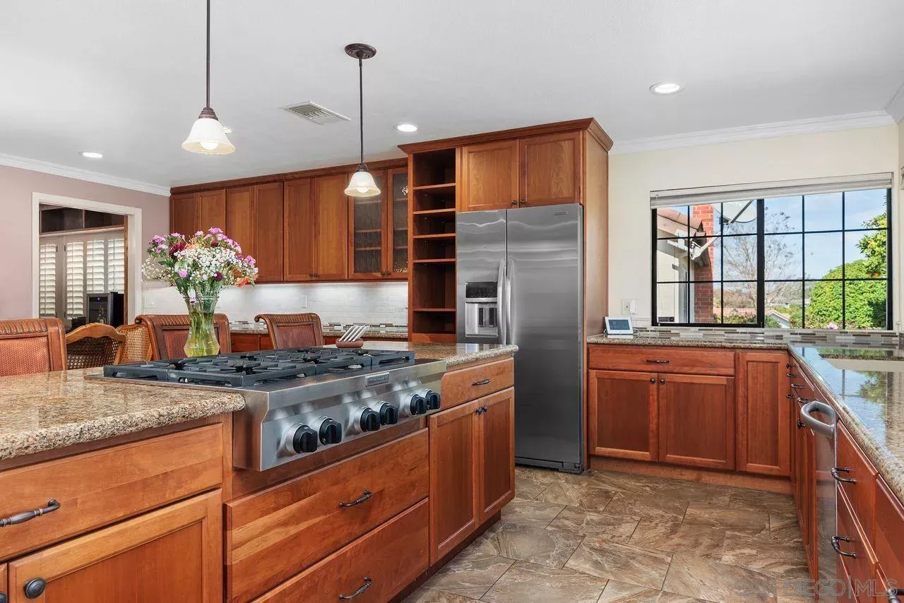 Property Photo:  12007 Bajada Rd  CA 92128 