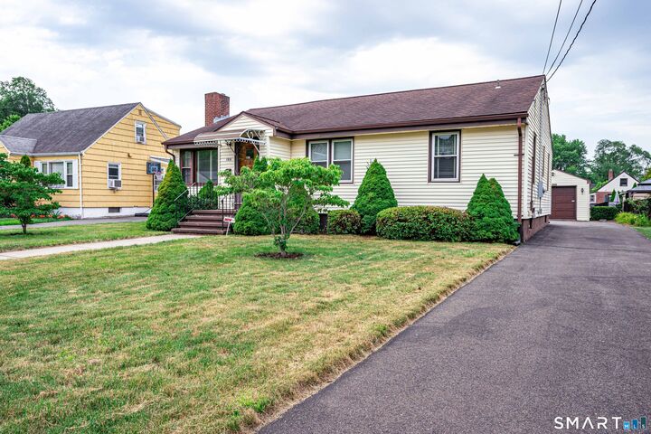 Property Photo: 106 Bryden Terrace CT 06517