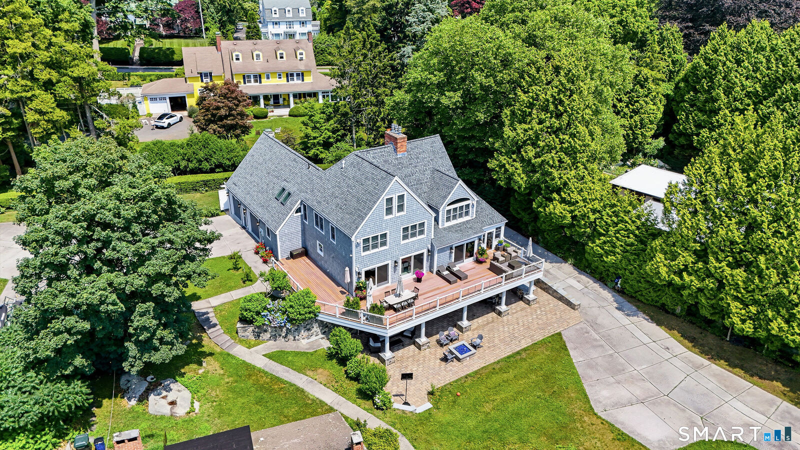 Property Photo: 929 Pequot Avenue CT 06320