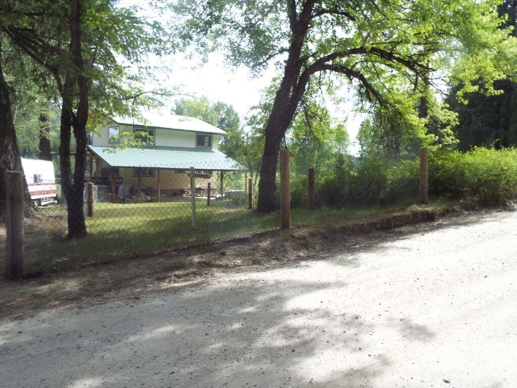 Property Photo: 307 Beaver Valley Rd WA 99156